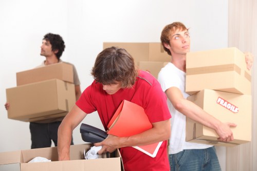 Local moving van transport for Harringay customers