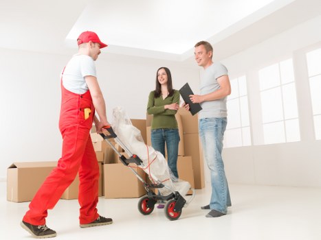 Load-based removals quote for a flat near a busy Harringay road