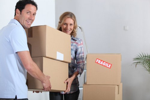 Removal truck for flat and house moves near Green Lanes